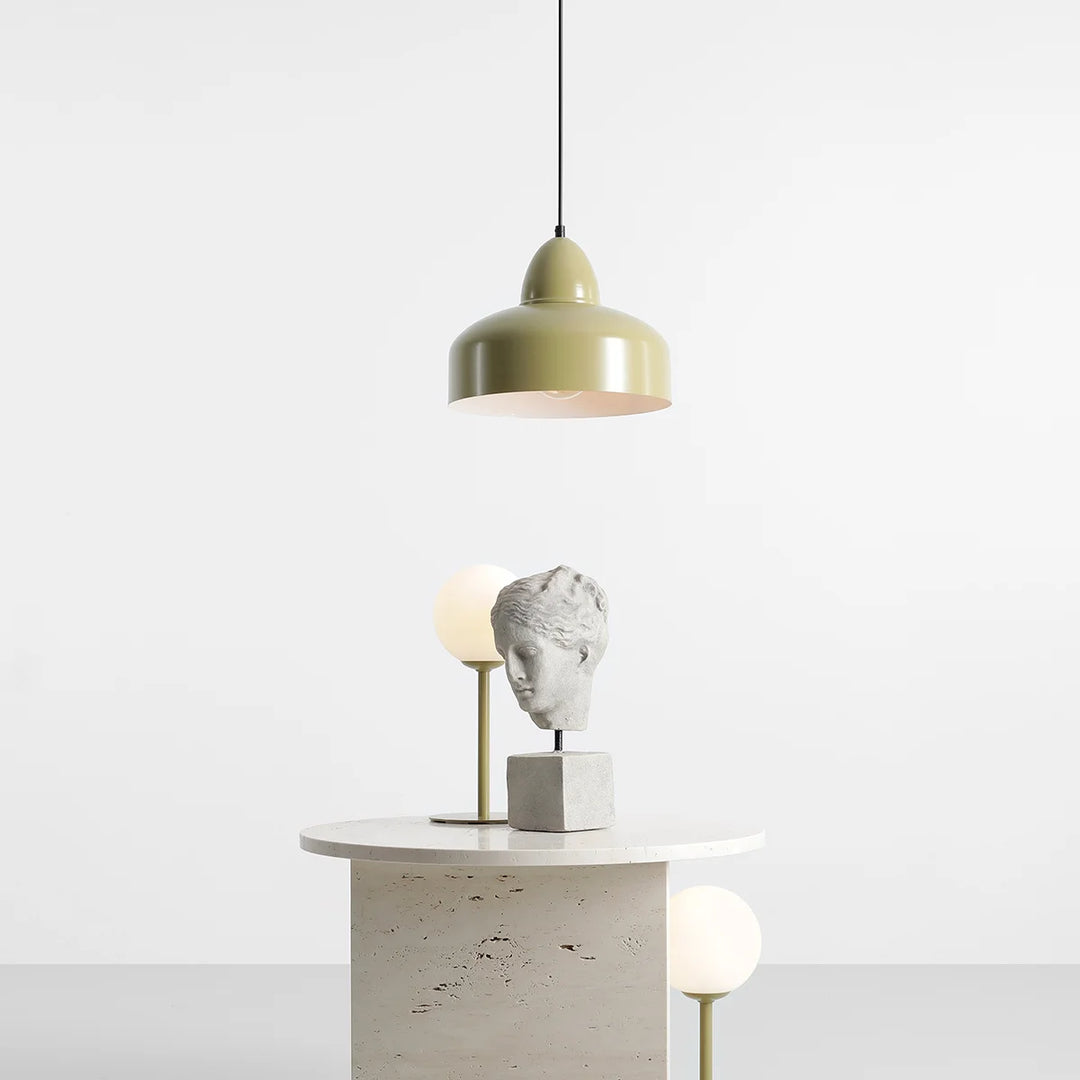 Produktbillede af Kosmo Loftlampe i pistaciegrøn metal på tilbud i høj kvalitet