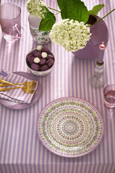 Se tilbud på Plate Lily&Lotus Moon Delight Multi 32cm! Billigt udsalg på Pip Studio. Køb online nu! Hurtig levering (1-2 hverdage) & billig fragt. Varenummer: CADEC-51.001.476. Spar op til 58%.