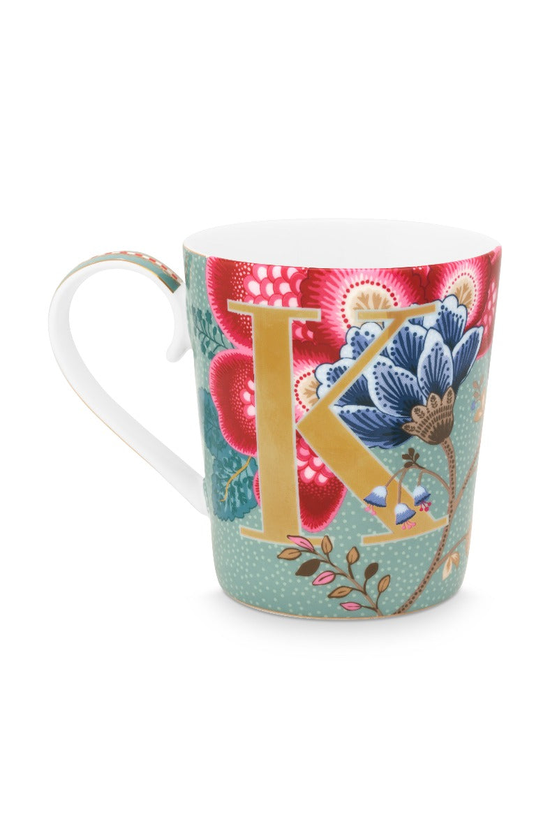 Produktbillede af PIP STUDIO Alfabet kop Floral Fantasy Light Blue K 350ML på tilbud i høj kvalitet