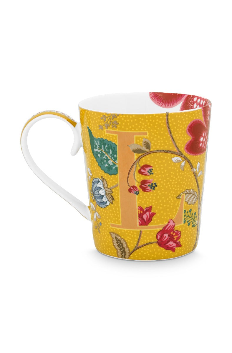 Produktbillede af PIP STUDIO Alfabet kop Blushing Birds Yellow L 350ML på tilbud i høj kvalitet