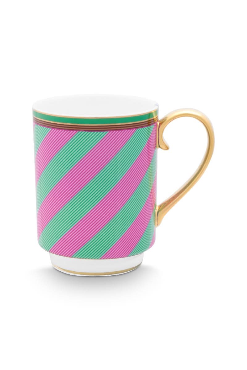 Se tilbud på Mug Large with Ear Chique Stripes Pink-Green 350ml! Billigt udsalg på Pip Studio. Køb online nu! Hurtig levering, 1-2 hverdage. Varenummer: CADEC-51.002.419. Spar op til 63%.