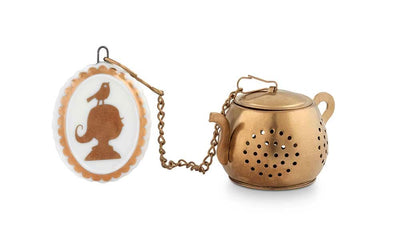 Se billigt tilbud på Tea Infuser Medaillon Royal White fra Pip Studio! Spar op til 55% på udsalg. Hurtig levering (1-2 hverdage) & billig fragt. Varenummer: CADEC-51.018.071.