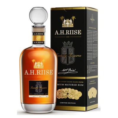 A.H. RiiFamily Reserve 1838 Fl 70 ❤ Kæmpe udvalg i AHRII❤ Billig fragt og hurtig levering 2 - 5 hverdage - Varenummer: BAR-15979 / Ean: på lager - Udsalg på Drikkevarer Spiritus Rom Spar op til 52% - Over 857 kendte brands på udsalg