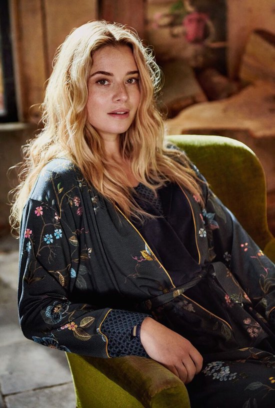 Produktbillede af Nisha Kimono Kawai Flower Dark Blue XXL på tilbud i høj kvalitet