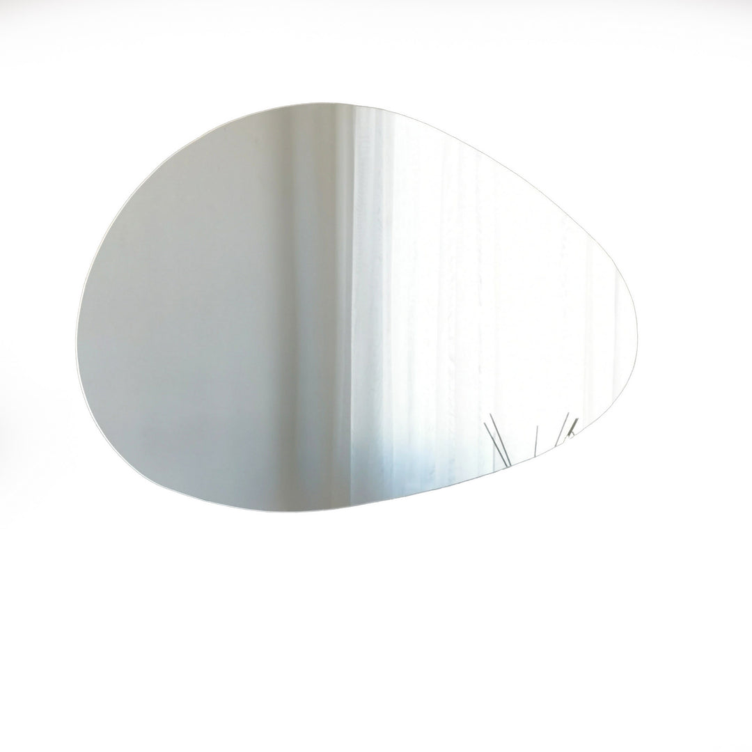 Produktbillede af NORDVÄRK Porto vægspejl organisk spejlglas og hvid MDF 60x90 i premium kvalitet