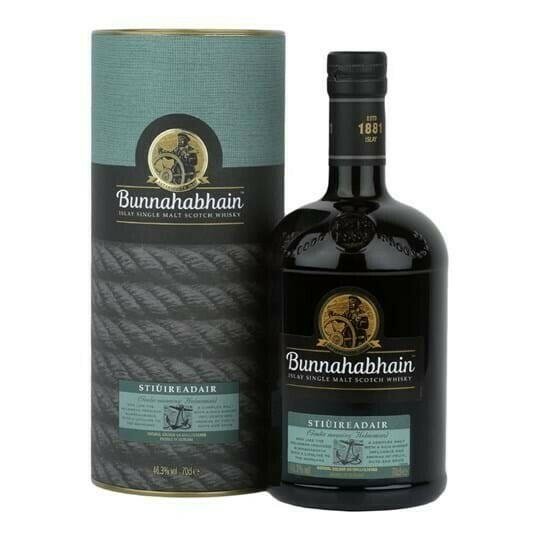 Bunnahabhain StiÃ¹ireadair Islay Single Malt Fl 70 ❤ Kæmpe udvalg i BUNNAHABHA ❤ Billig fragt og hurtig levering 2 - 5 hverdage - Varenummer: BAR-11027 / Ean: '5029704218639 på lager - Udsalg på Drikkevarer Spiritus Whiskey Spar op til 54% - Over 434 design brands på udsalg