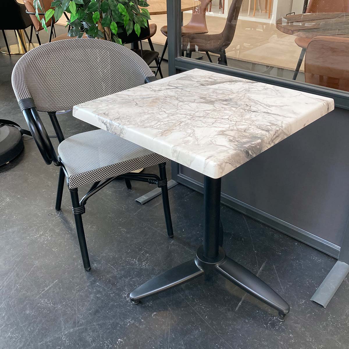 Produktbillede af WERZALIT Marmor Almeria bordplade firkantet 70x70cm på tilbud