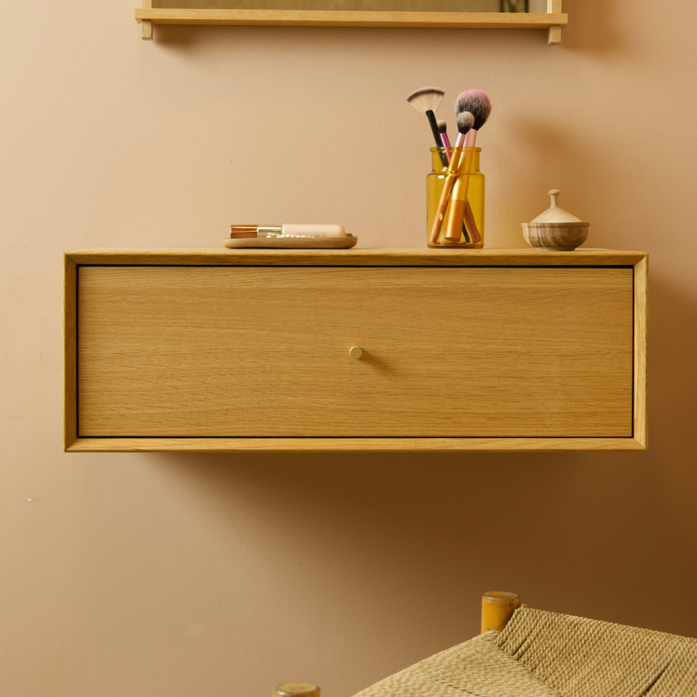 The Wood Box 19 Olieret eg med 1 skuffe ✔ Kæmpe udvalg i  Storage And Shelves ✔ Billig fragt og hurtig levering 2 - 5 hverdage - Varenummer: STSH-227674 / Ean:  på lager - Udsalg på The Wood Box 19 Olieret eg Spar op til 52% - Over 1312 kendte brands på udsalg