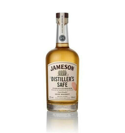 Jameson Distiller's Safe Irish Whiskey Fl 70 ❤ Kæmpe udvalg i JAMESON ❤ Billig fragt og hurtig levering 2 - 5 hverdage - Varenummer: BAR-11114 / Ean: '5011007022372 på lager - Udsalg på Drikkevarer Spiritus Whiskey Spar op til 52% - Over 785 kendte brands på udsalg