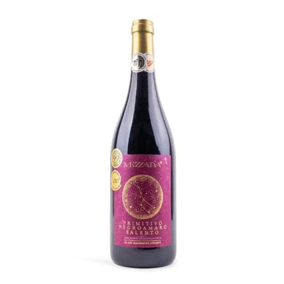 Mezzatia Primitivo Negroamaro Salento 2022 0,75 Ltr ❤ Kæmpe udvalg i Mezzatia ❤ Billig fragt og hurtig levering 2 - 5 hverdage - Varenummer: BAR-711570 / Ean: '4002564010446 på lager - Udsalg på Drikkevarer Vin og champagne Rødvin Spar op til 56% - Over 360 kendte mærker på udsalg