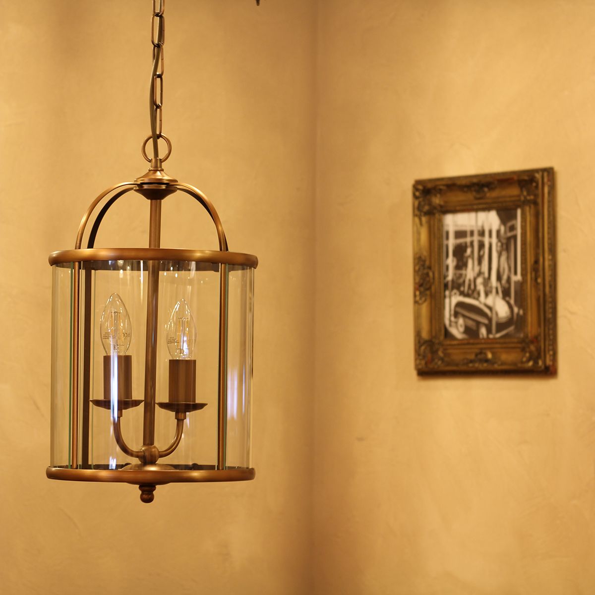 Produktbillede af Glamour loftlampe i bronze og glas diameter 23 cm. på tilbud i høj kvalitet