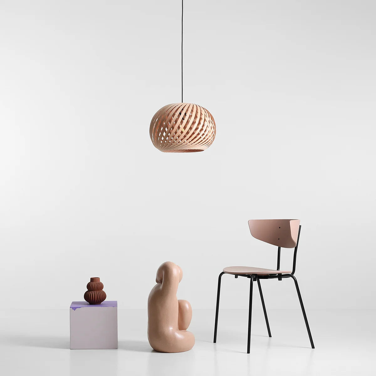 Produktbillede af Nightfall Pendel i flettet bøgetræ diameter 40 cm. på tilbud i høj kvalitet