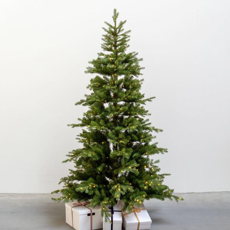 Produktbillede af Sirius Eric Juletræ 560 LED 210cm Varm Hvid i premium kvalitet