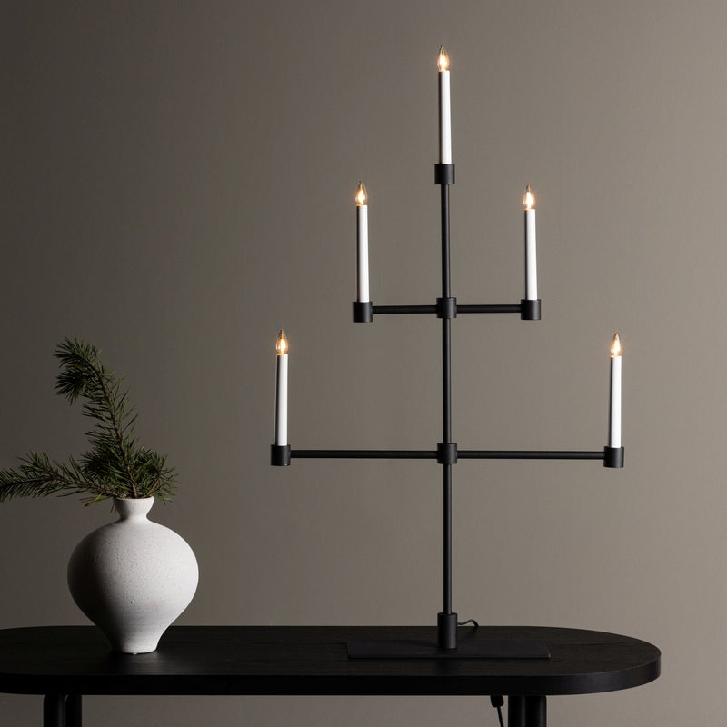 Produktbillede af Douglas Bordlampe i sort metal på tilbud i høj kvalitet