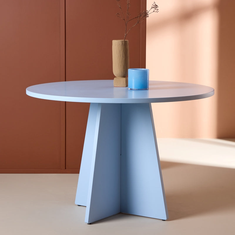 Produktbillede af Pastello Spisebord i lyseblå MDF diameter 110 cm. på tilbud i høj kvalitet