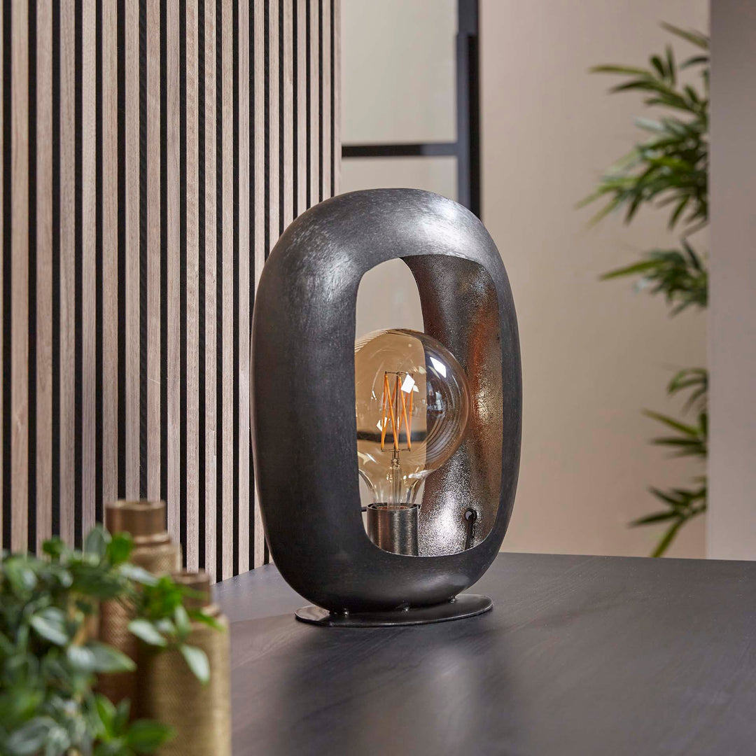 billigt tilbud på Cueva bordlampe i metal (35 cm). Spar op til 58% på udsalg! Hurtig levering (1-2 dage) & billig fragt. Køb nu!