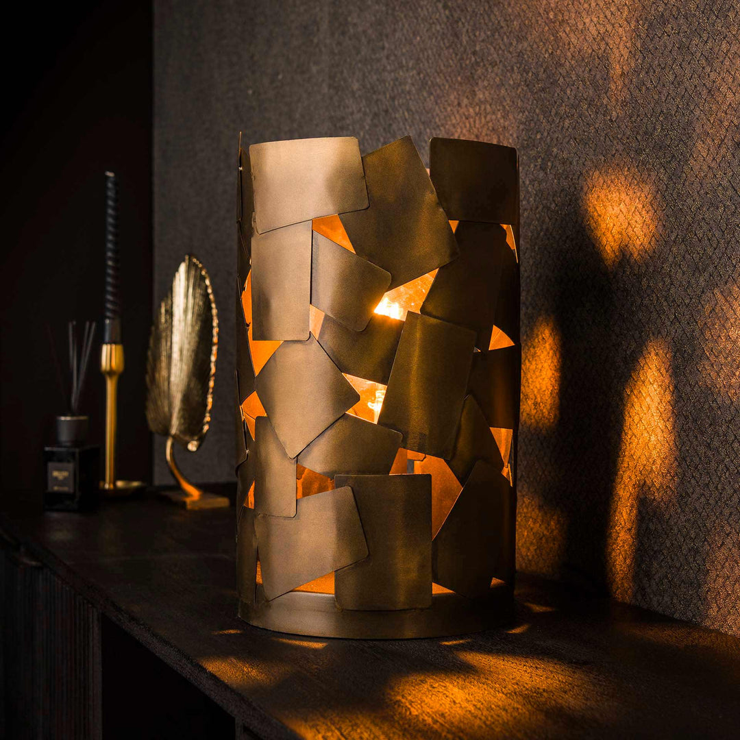 Produktbillede af Patch Bordlampe i antik patineret bronze Levering uden pære på tilbud i høj kvalitet