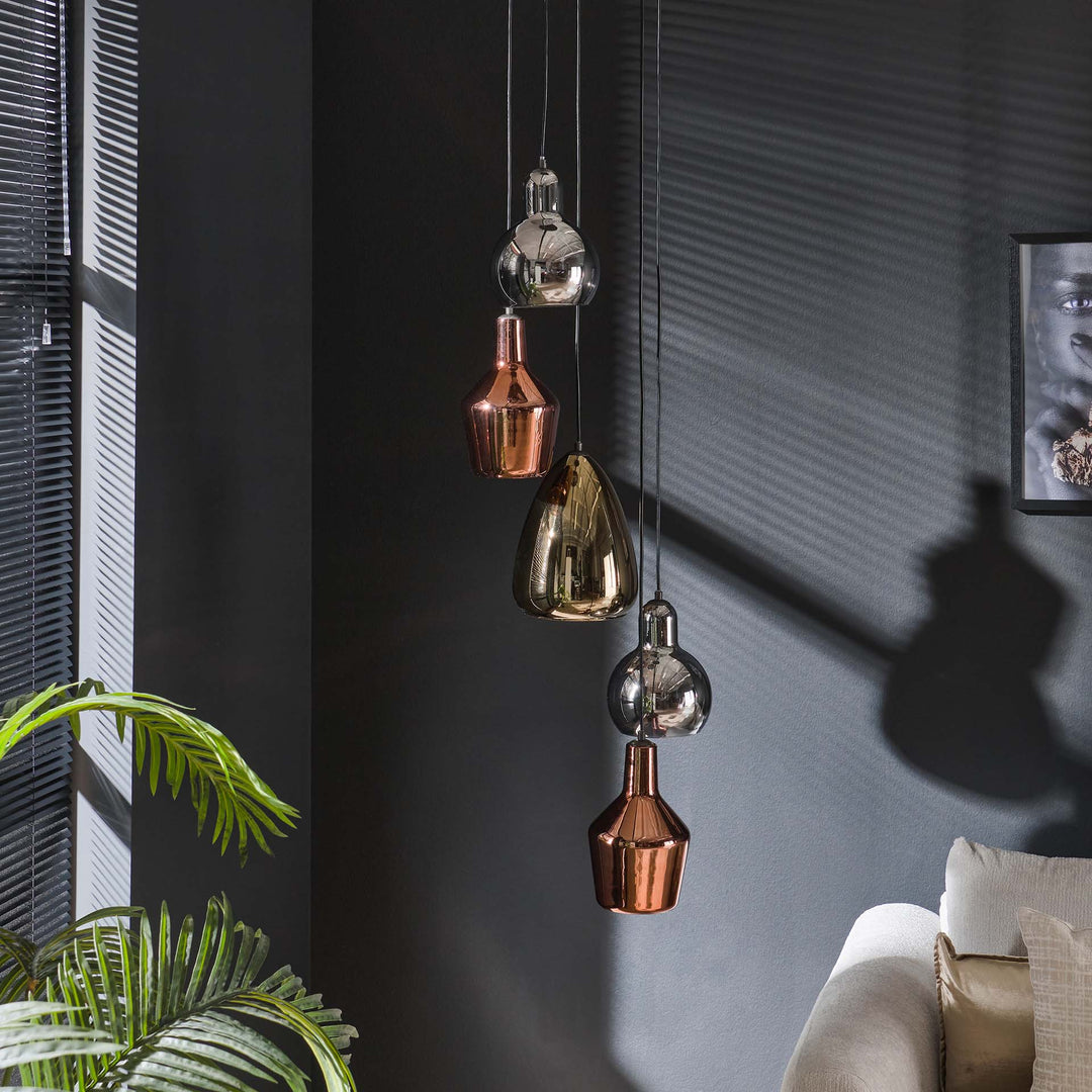 Produktbillede af Olympia Loftlampe med fem glasskærme i forskellig finish Levering med pære(r) på tilbud i høj kvalitet