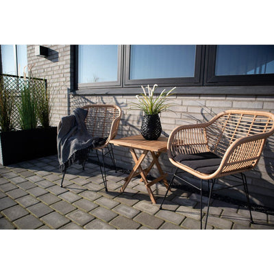 Bilbao Havebord/Sofabord i teaktræ 50x50xh50cm ❤ Stort online udvalg i HouNordic ❤ Billig fragt og hurtig levering 2 - 5 hverdage ❤ Varenummer: BGH-42001783718140 / Ean: '5713917007080 på lager - Udsalg på Alle produkter Spar op til 58% - Over 785 kendte brands på udsalg