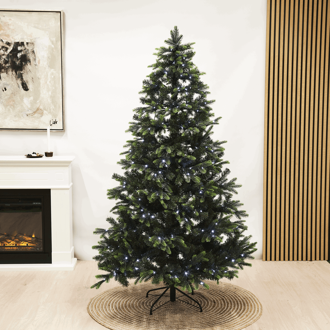 Produktbillede af Kunstigt juletræ med farvede og hvide lys 180 X 124 cm på tilbud i høj kvalitet