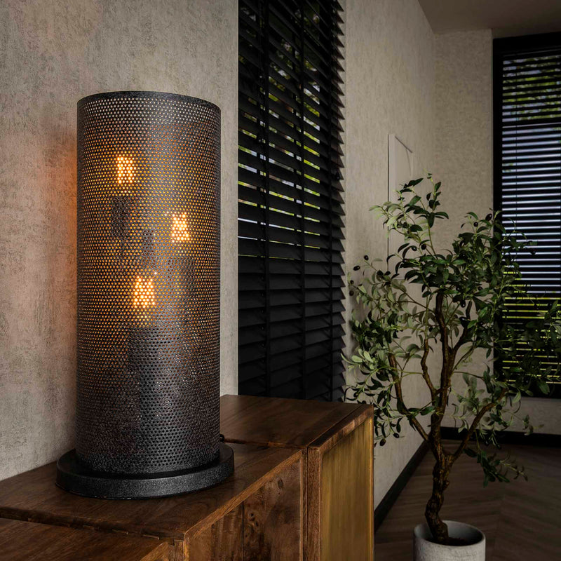 Rollo bordlampe på udsalg! Billig cylinderformet sort lampe i perforeret metal. Stort udvalg, tilbud og hurtig levering. Spar op til 67%!