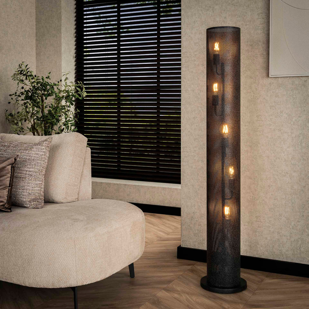 Rollo gulvlampe på udsalg! Cylinderformet sort perforeret metal. Billig fragt & hurtig levering. Spar op til 52% på tilbud. Over 1354 design brands.