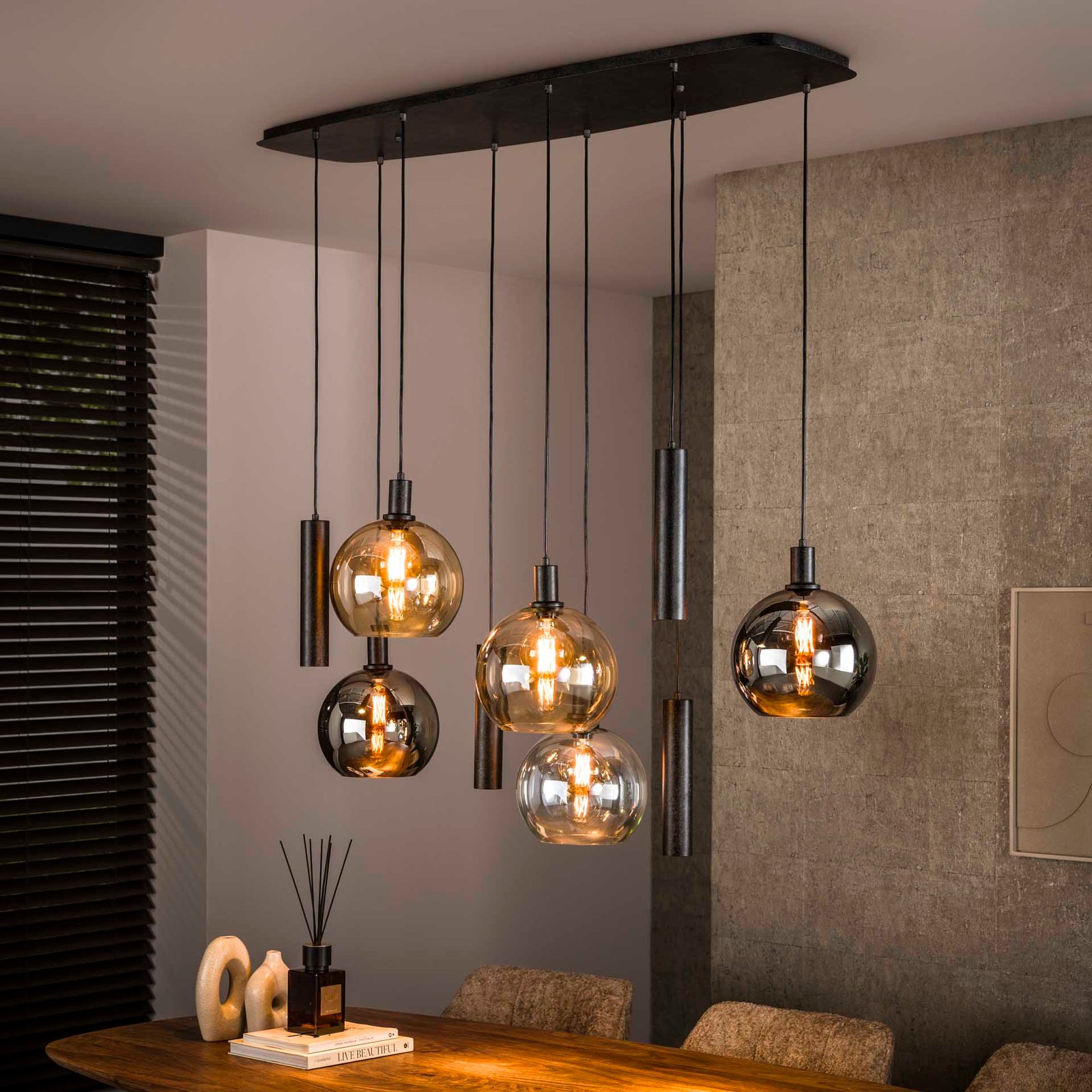 Produktbillede af Bambino Loftlampe med kombination af glas og metal skærme Levering uden pære på tilbud i høj kvalitet