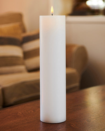 Produktbillede af Sirius Sille Bloklys Ø7,5xH30cm Hvid i premium kvalitet