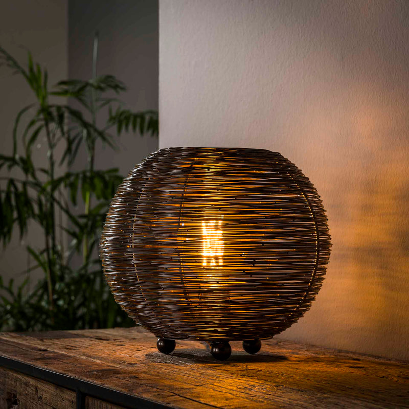 billigt tilbud på Nicco bordlampe i sort nikkel, ø 30 cm. Udsalg på 3-nordic. Hurtig levering, 1-2 hverdage. Spar op til 58%.