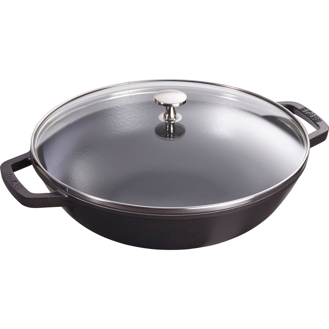 Sort Staub wok med glaslåg, 30 cm i diameter