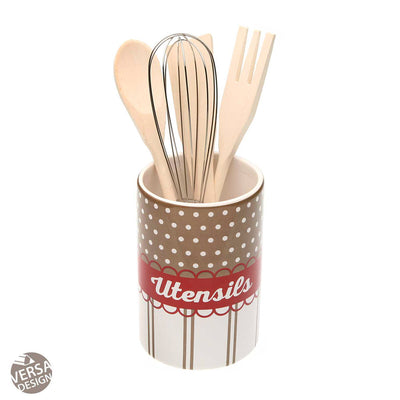 Se Holder / beholder Versa Keramik 10 x 15 x 10 cm  Stort online udvalg i Versa - Køb online på udsalg og tilbud lige nu  Meget billig fragt og hurtig levering: 1 - 2 hverdage - Varenummer: S3414213 og barcode / Ean: '8420327393418 på lager - Udsalg på Hjem og madlavning, Opbevaring og organisering Spar op til 56% - Over  785 kendte brands på udsalg