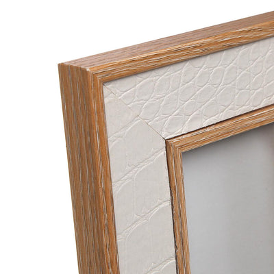 V4HE3E8B25A13D7689C37EF605B735DCE60R6242706P2