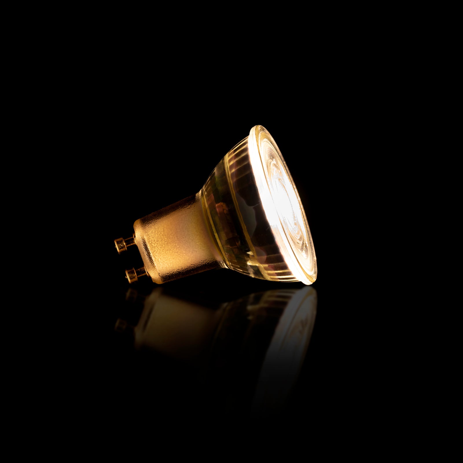 Produktbillede af LED spotlight pære i klar glas på tilbud i høj kvalitet