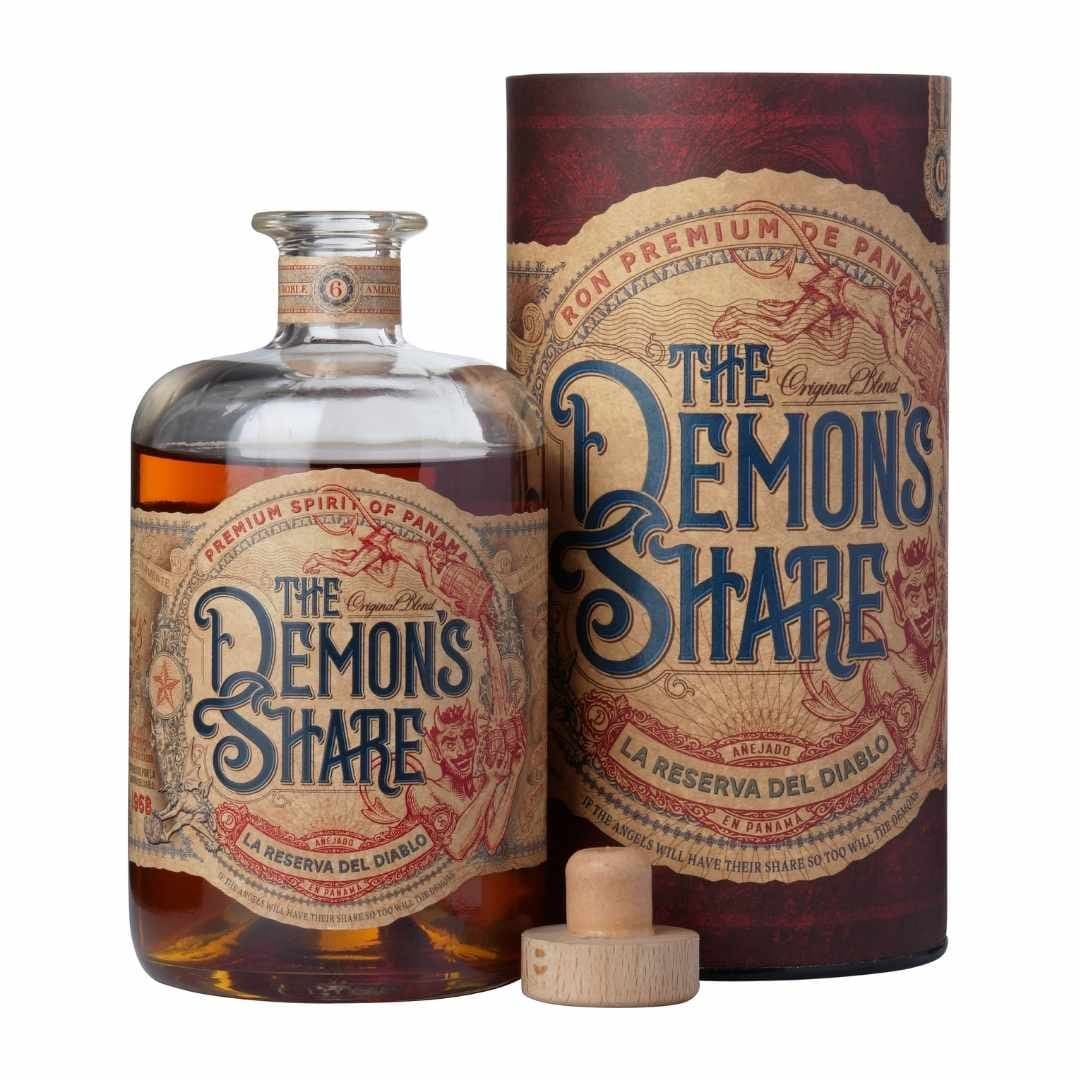 The Demons Share 6 Års 70cl i Gaverør ❤ Kæmpe udvalg i The demons Share ❤ Billig fragt og hurtig levering 2 - 5 hverdage - Varenummer: BAR-628439 / Ean: '8009366980379 på lager - Udsalg på Drikkevarer Spiritus Rom Spar op til 54% - Over 454 design brands på udsalg
