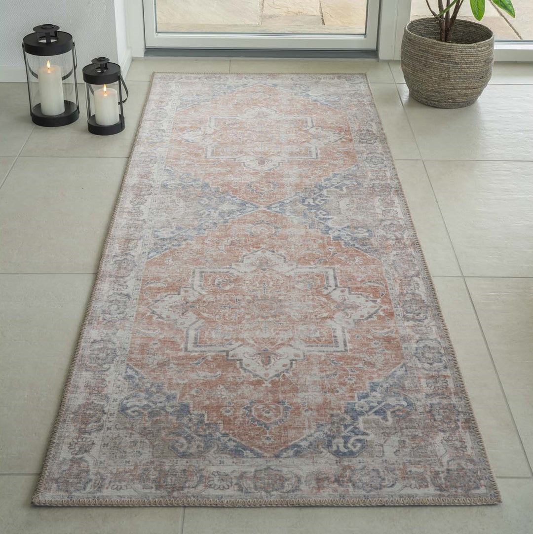 Produktbillede af Arona Løber i blå-orange polyester 80 x 200 cm. på tilbud i høj kvalitet