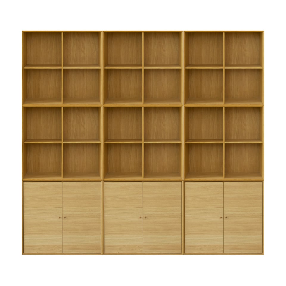 Reolopstilling 2 fra The Box i eg og lakeret MDF til bøger og pynt