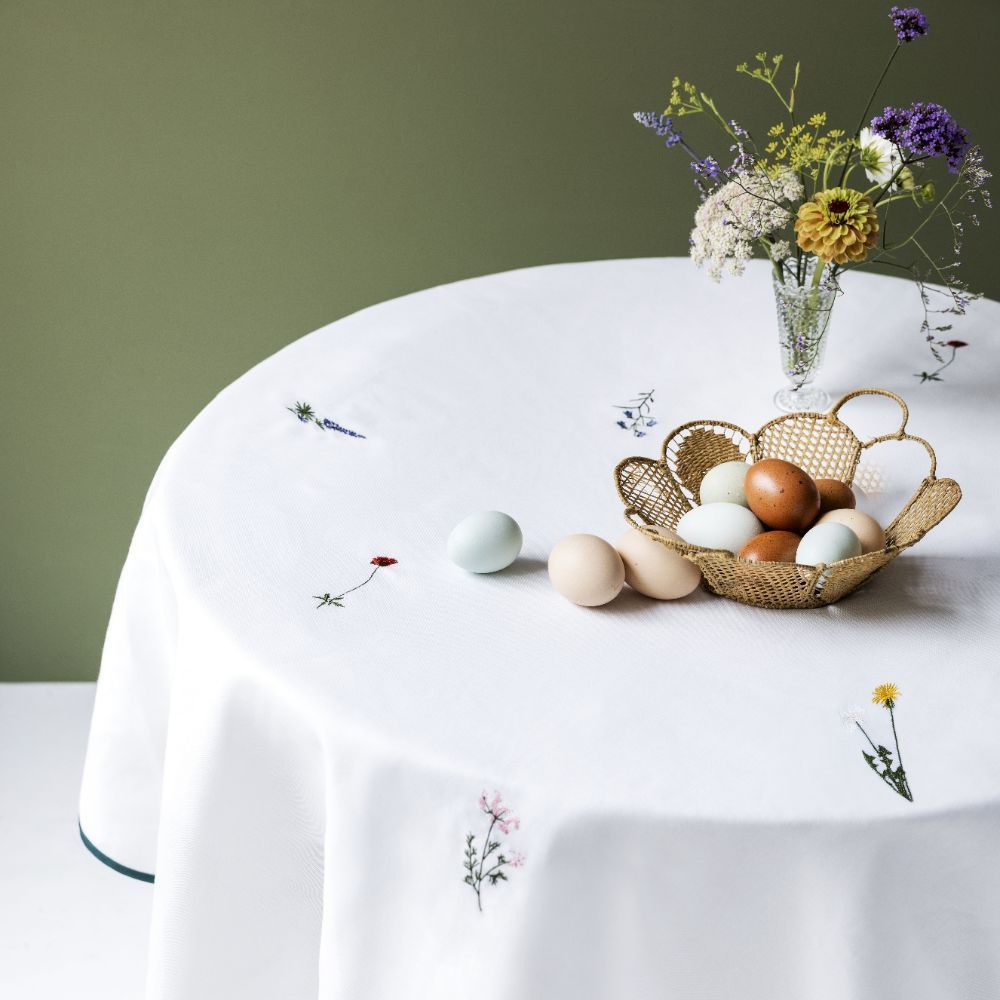 Produktbillede af Langkilde & Søn Rund Floradug med vilde blomster Ø140 cm i premium kvalitet