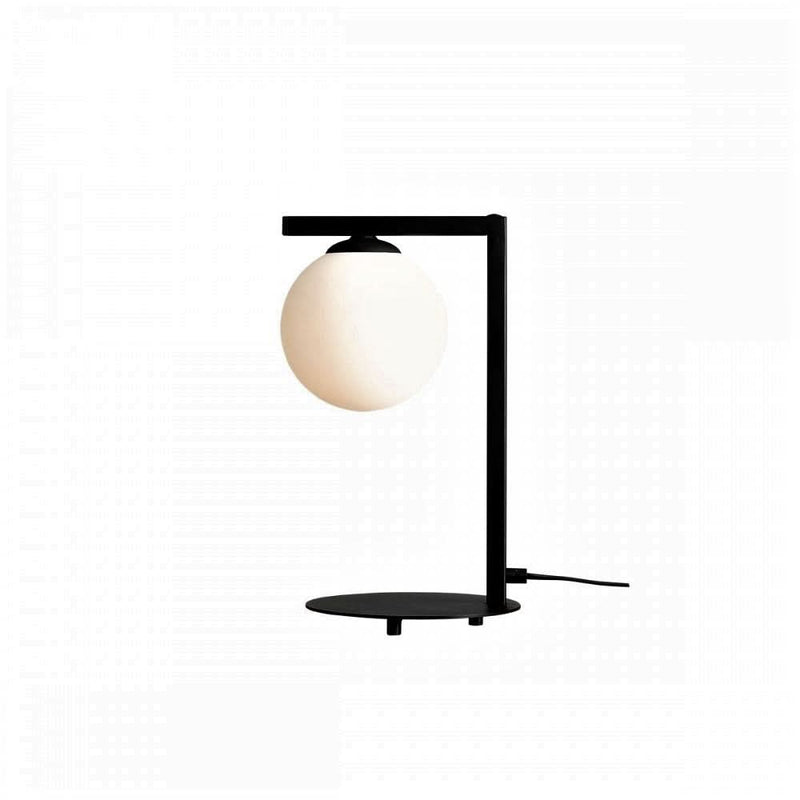 tilbud på Moma bordlampe i sort metal og hvidt glas! Billigt udsalg på 3-nordic. Køb online nu! Hurtig levering, 1-2 hverdage. Spar op til 65%.