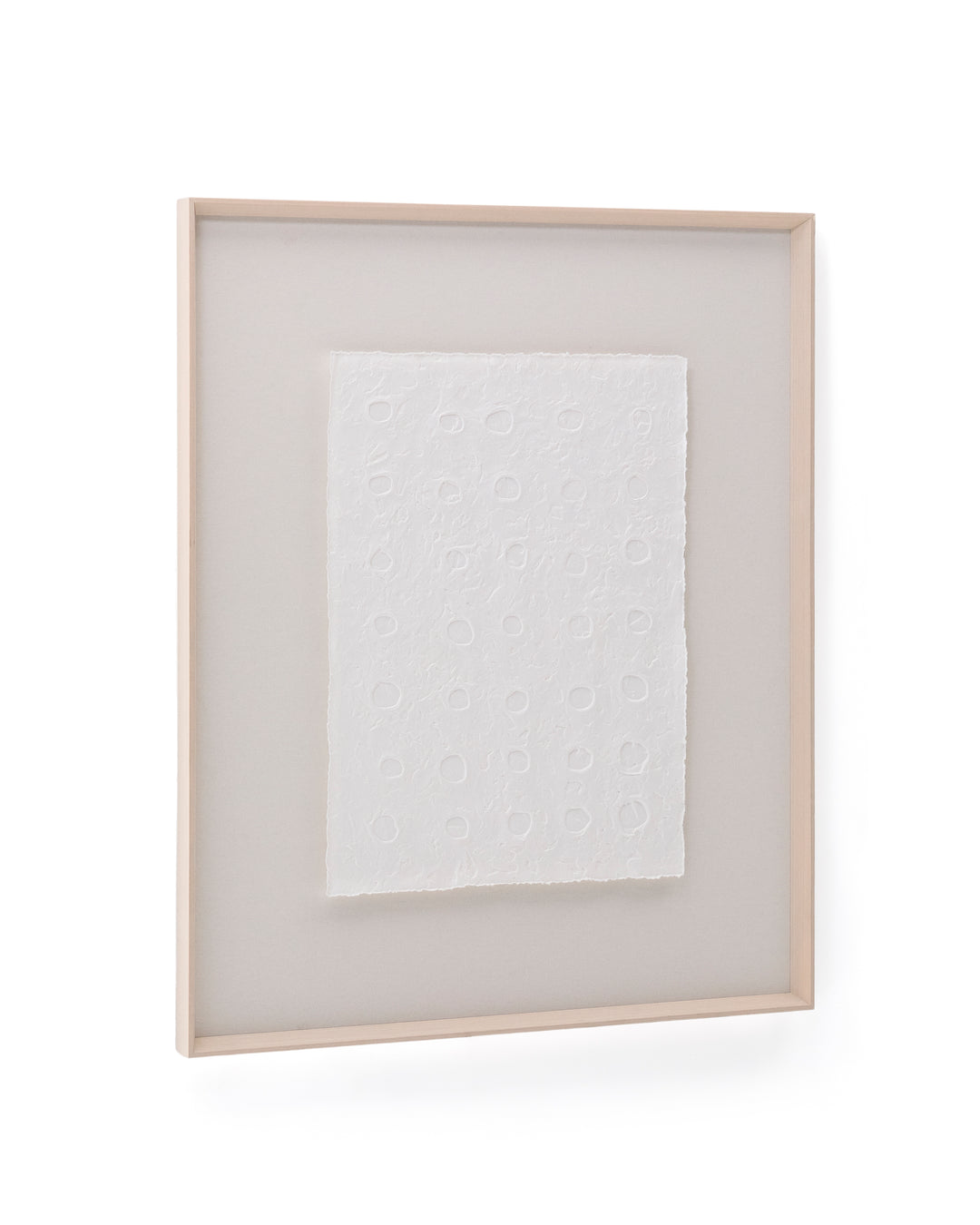 KAVE HOME Olvin abstrakt billede -hvid genbrugspapir med håndlavede relieffer 103,6x123,6
