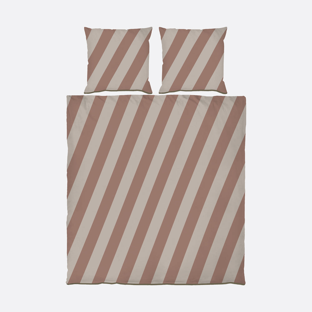 Produktbillede af DIAGONAL Sengetøj Brun 200x220 cm på tilbud i høj kvalitet