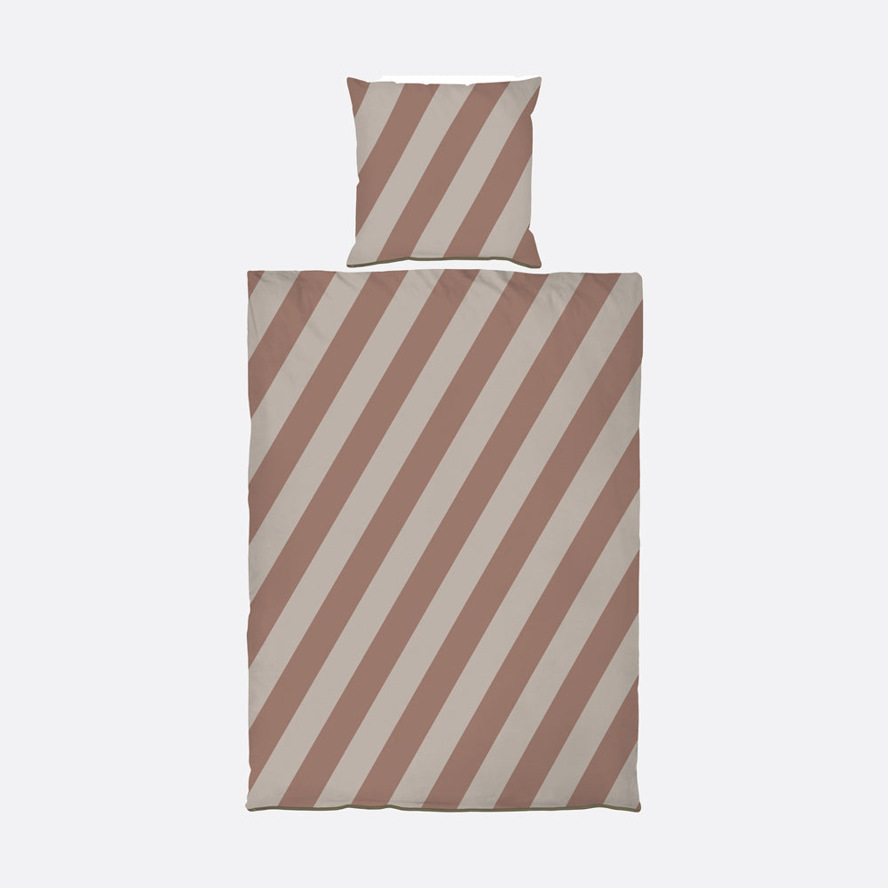 Produktbillede af DIAGONAL Sengetøj Brun 140x220 cm på tilbud i høj kvalitet