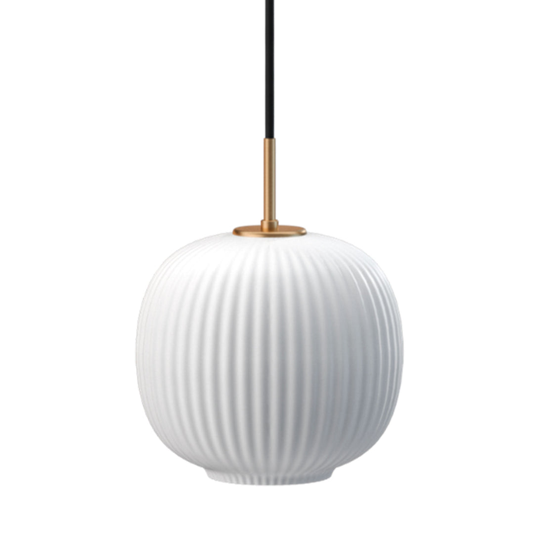 Edgeform Edgeform Vibra loftlampe 18 cm, opal – frontbillede (Lampe)