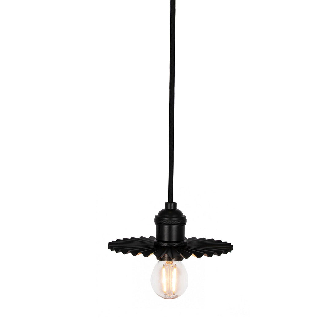 Globen lighting Globen lighting Omega pendel 15 cm, sort ❤ produktbillede (Lampe)