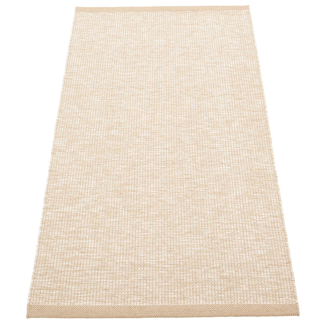 Pappelina Pappelina Sam gulvtæppe 150x70 cm, beige/vanilla – produktfoto (Tæpper)