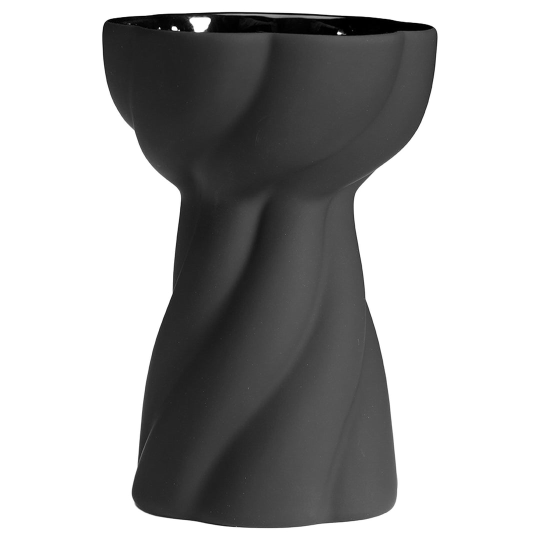 Cooee design Cooee design Twist Bulb løgvase, sort – billede i brug (Vase)