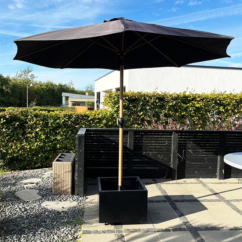 Produktbillede af THOR Parasolfod på hjul Black Steel på tilbud i høj kvalitet