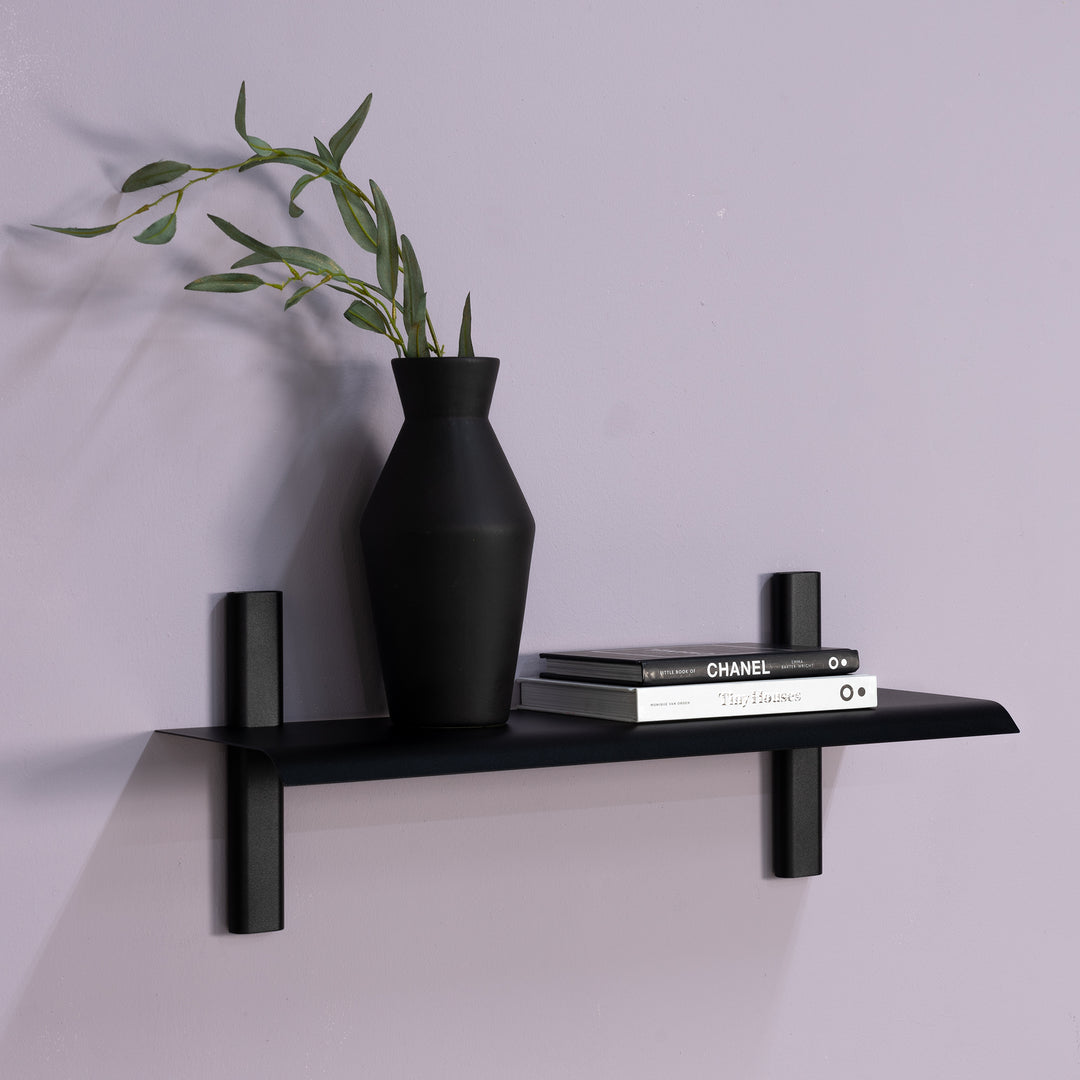 Produktbillede af Repisa Væghylde i metal 5 farver bredde 60 cm. Sort metal på tilbud i høj kvalitet