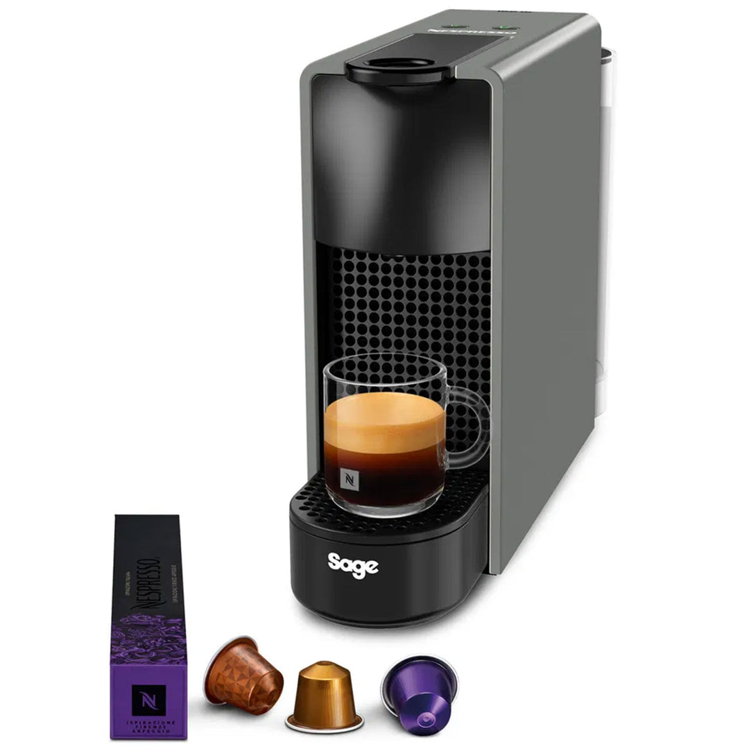 Sage Nespresso by Sage SEC 220 Essenza Mini kapselmaskine, grå ❤ billede i brug i kategorien Kapselmaskiner