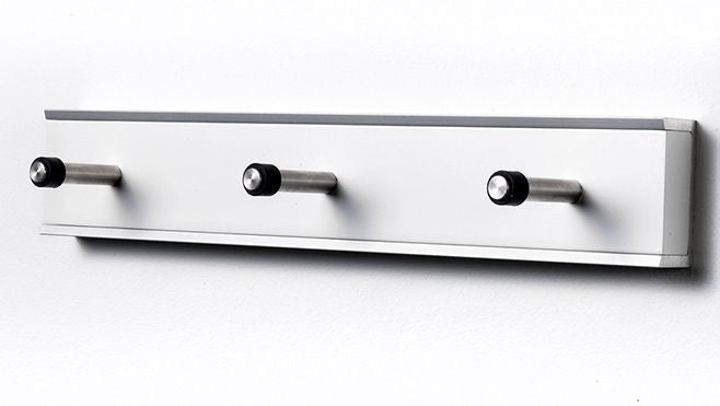 Produktbillede af KR33- Knagerække bredde 34 cm fem forskellige finish Hvidt træ og stål på tilbud i høj kvalitet