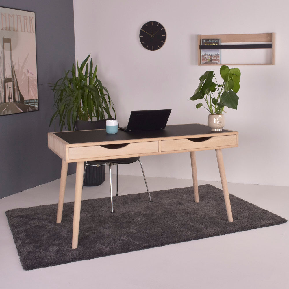 Produktbillede af Kansas Skrivebord massiv eg og linoleum 130 x 70 cm Sæbebehandlet Grå på tilbud i høj kvalitet